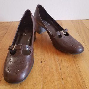 Franco Sarto Brown Pumps